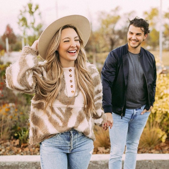 POL Tops - NATURAL PRINT BUTTON UP